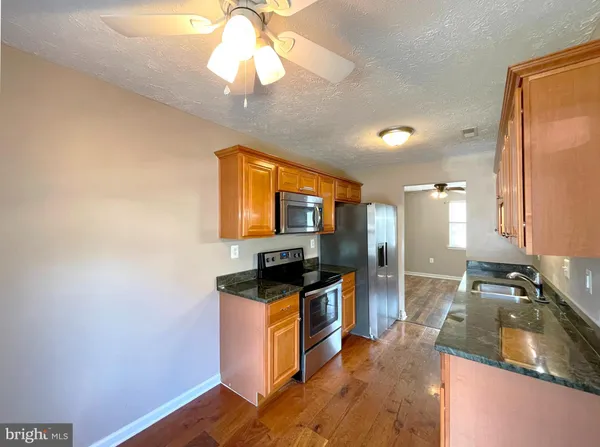 $1,895 | 21822 Ronald Drive, Lexington Park, MD 20653