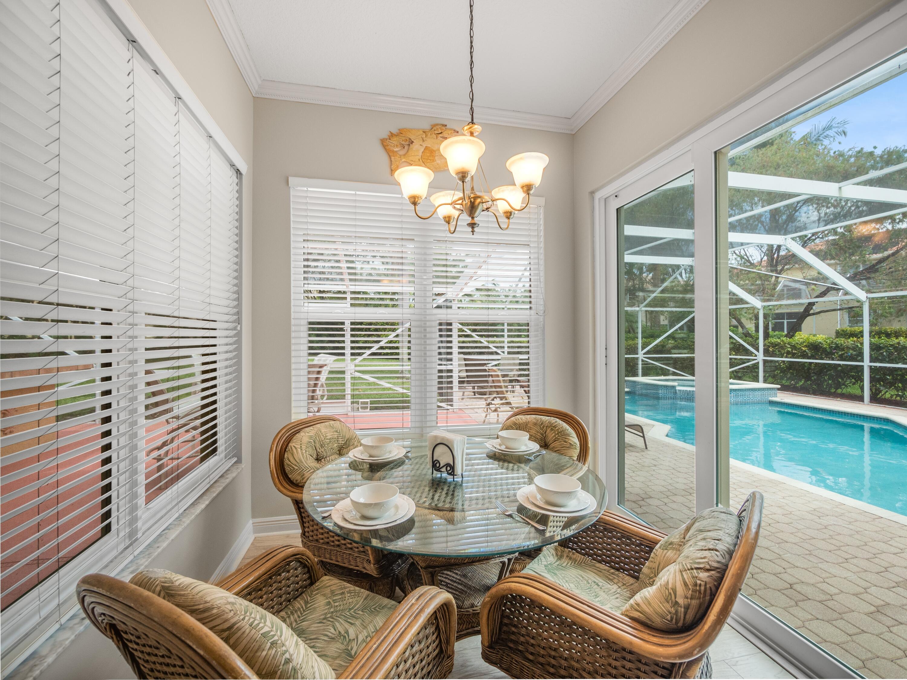 422 Oriole Circle Jupiter, FL 33458 - Photo 18 of 34 422 Oriole Circle