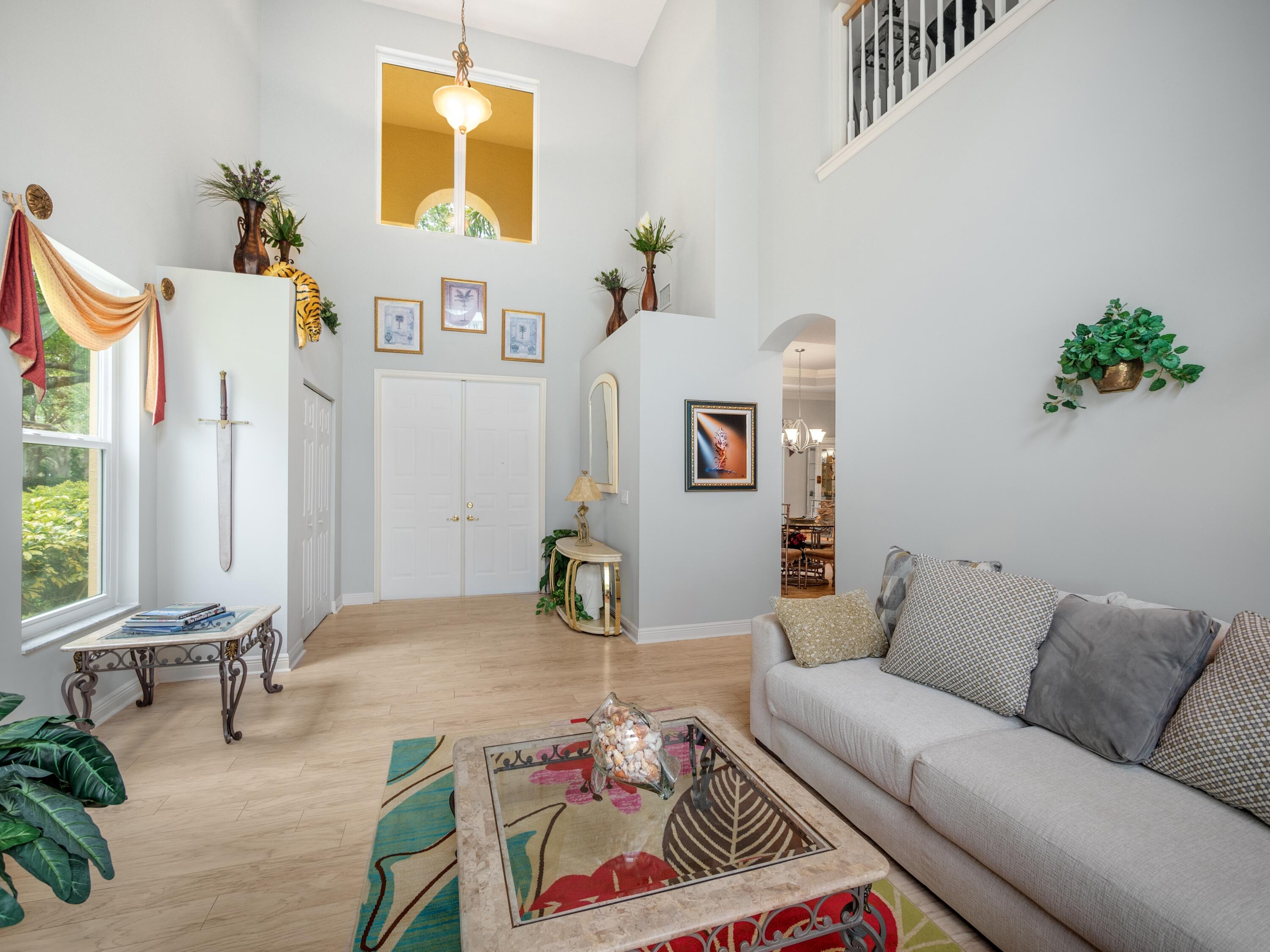 422 Oriole Circle Jupiter, FL 33458 - Photo 23 of 34 422 Oriole Circle