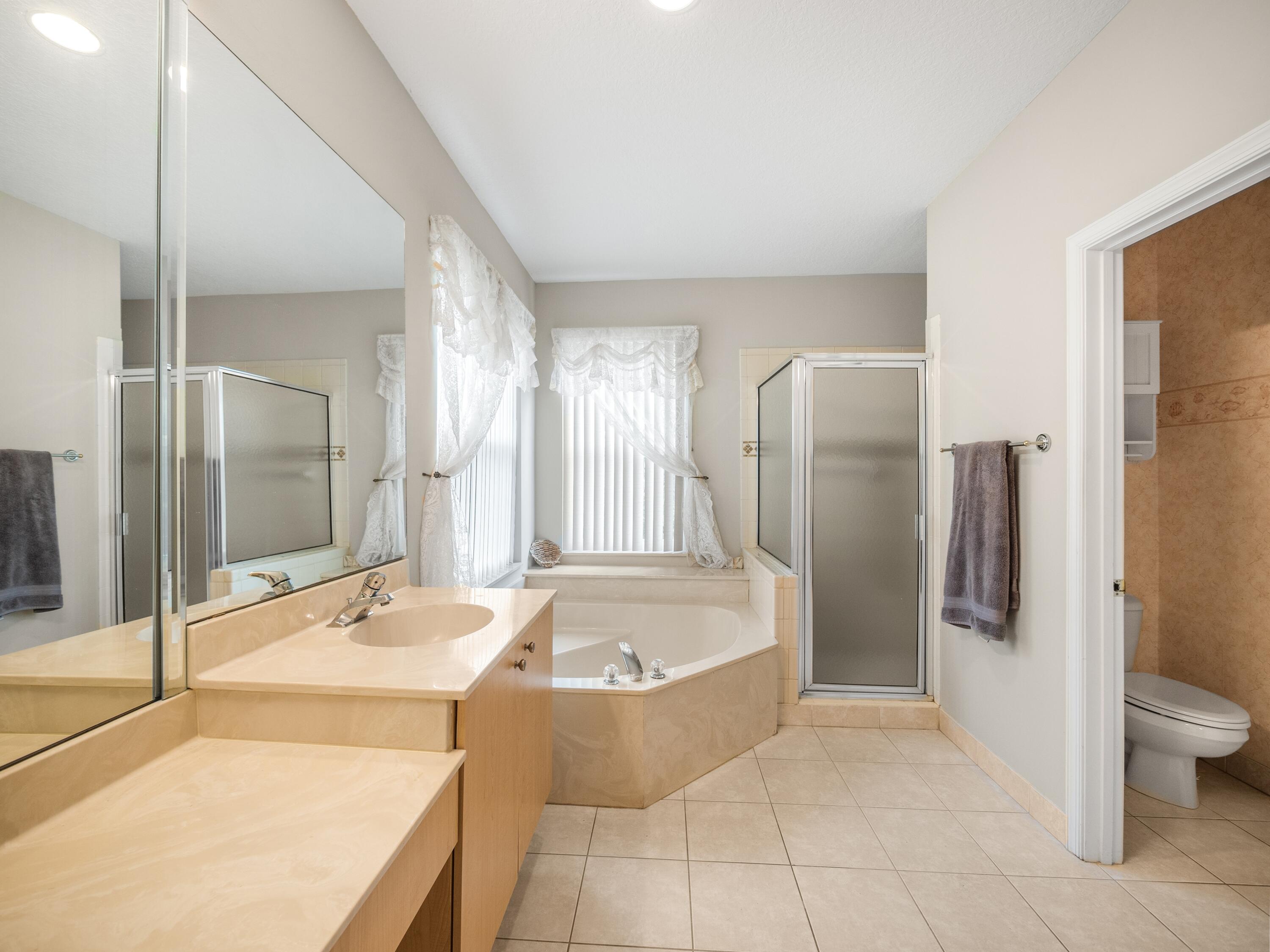 422 Oriole Circle Jupiter, FL 33458 - Photo 27 of 34 422 Oriole Circle