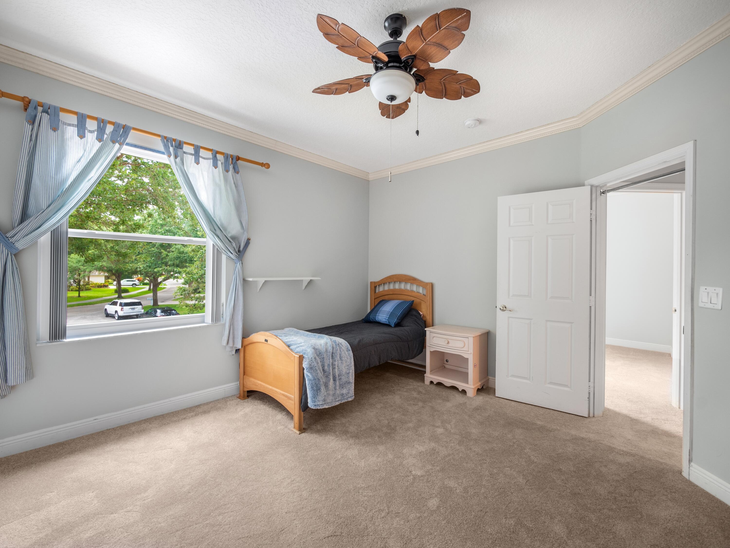 422 Oriole Circle Jupiter, FL 33458 - Photo 31 of 34 422 Oriole Circle