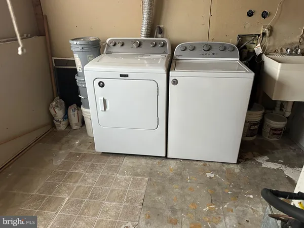 $2,950 | 45422 Gable Square, Sterling, VA 20164