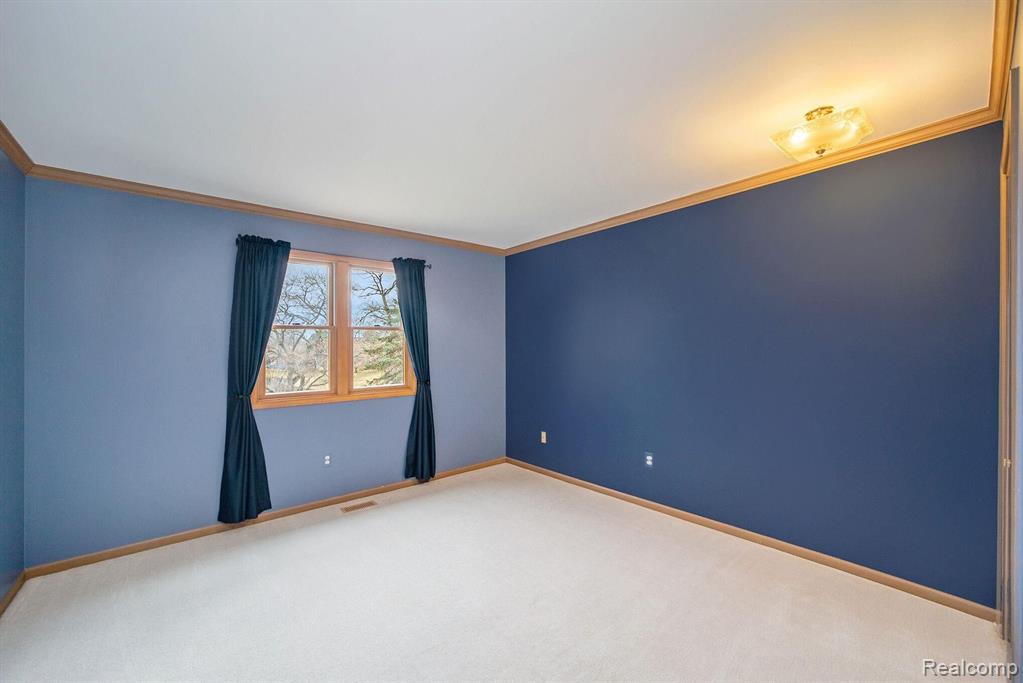 3659 Worthington Court Rochester Hills, MI 48309 - Photo 38 of 42