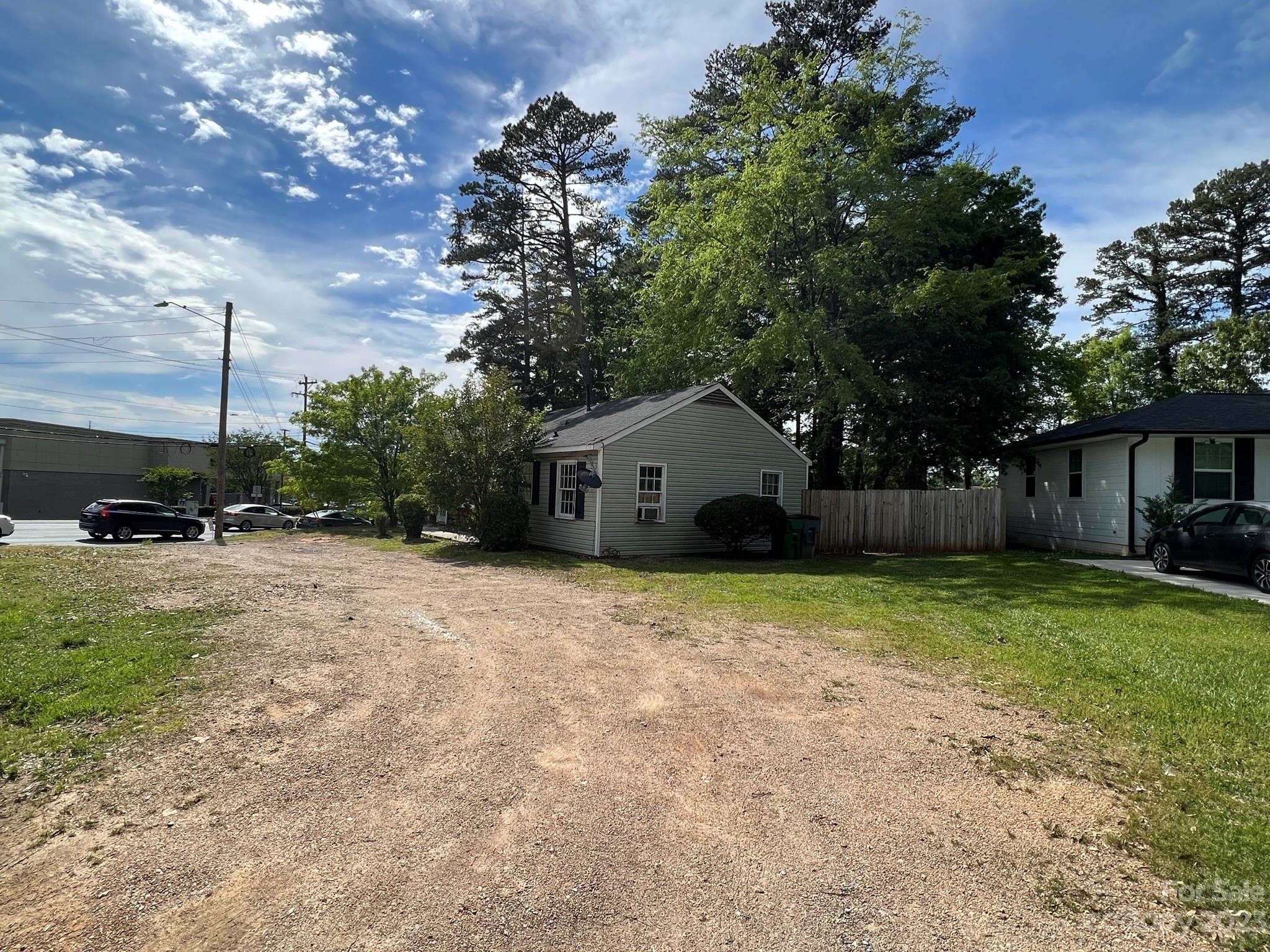 4650 Connecting Road Charlotte, NC 28209 - Photo 15 of 15