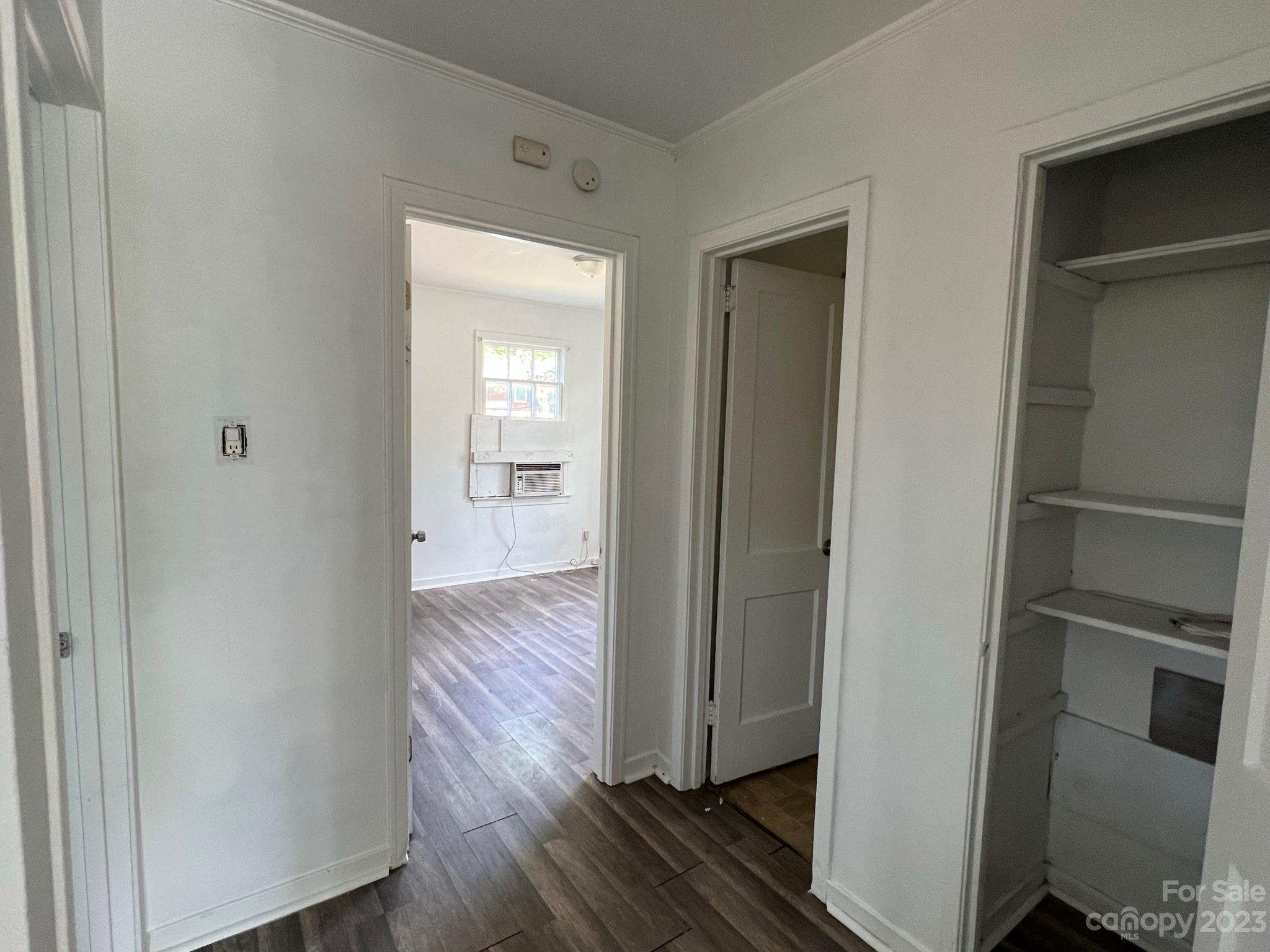 4650 Connecting Road Charlotte, NC 28209 - Photo 6 of 15