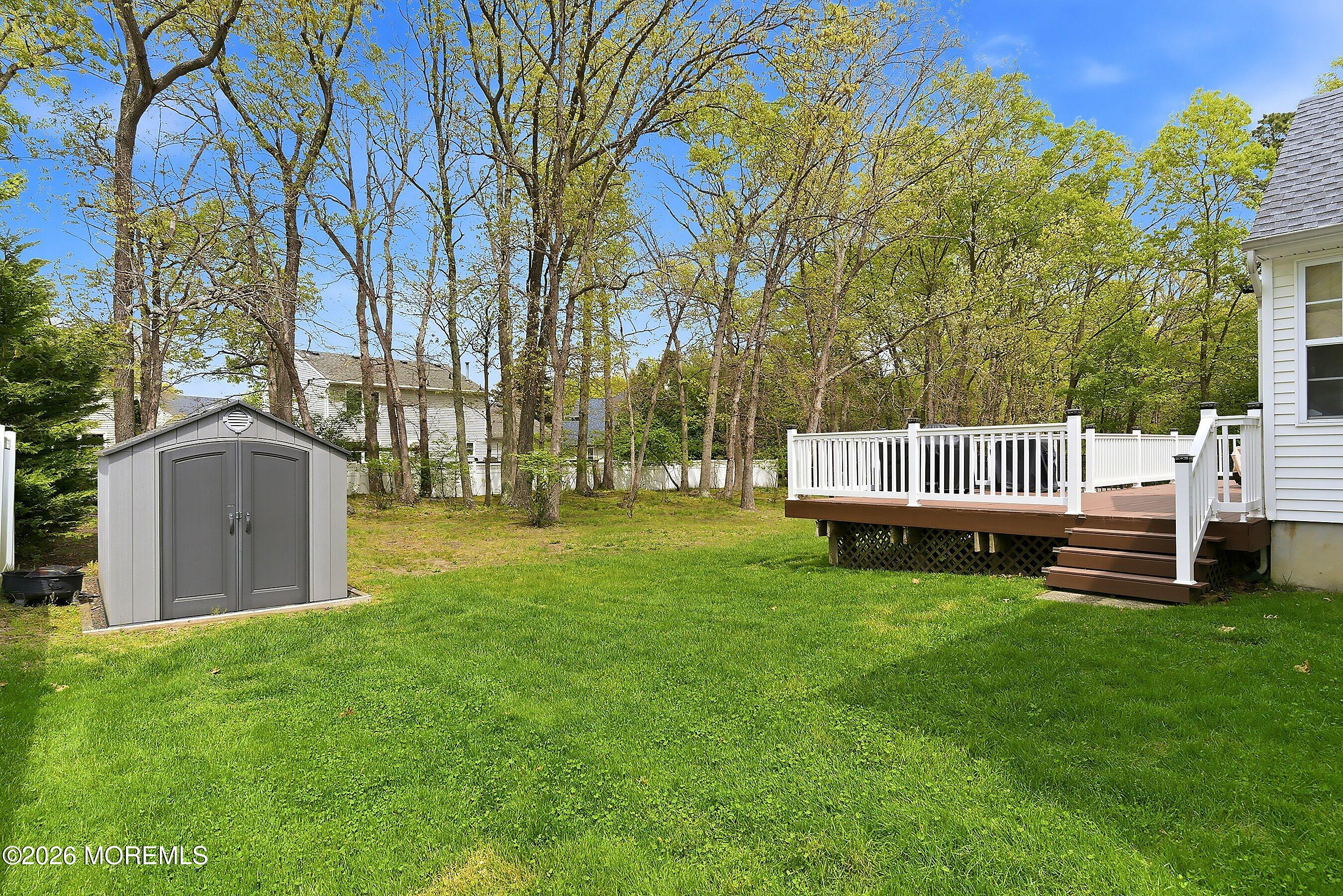 21 Rutgers Drive Howell, NJ 07731 - Photo 37 of 48 1000020229