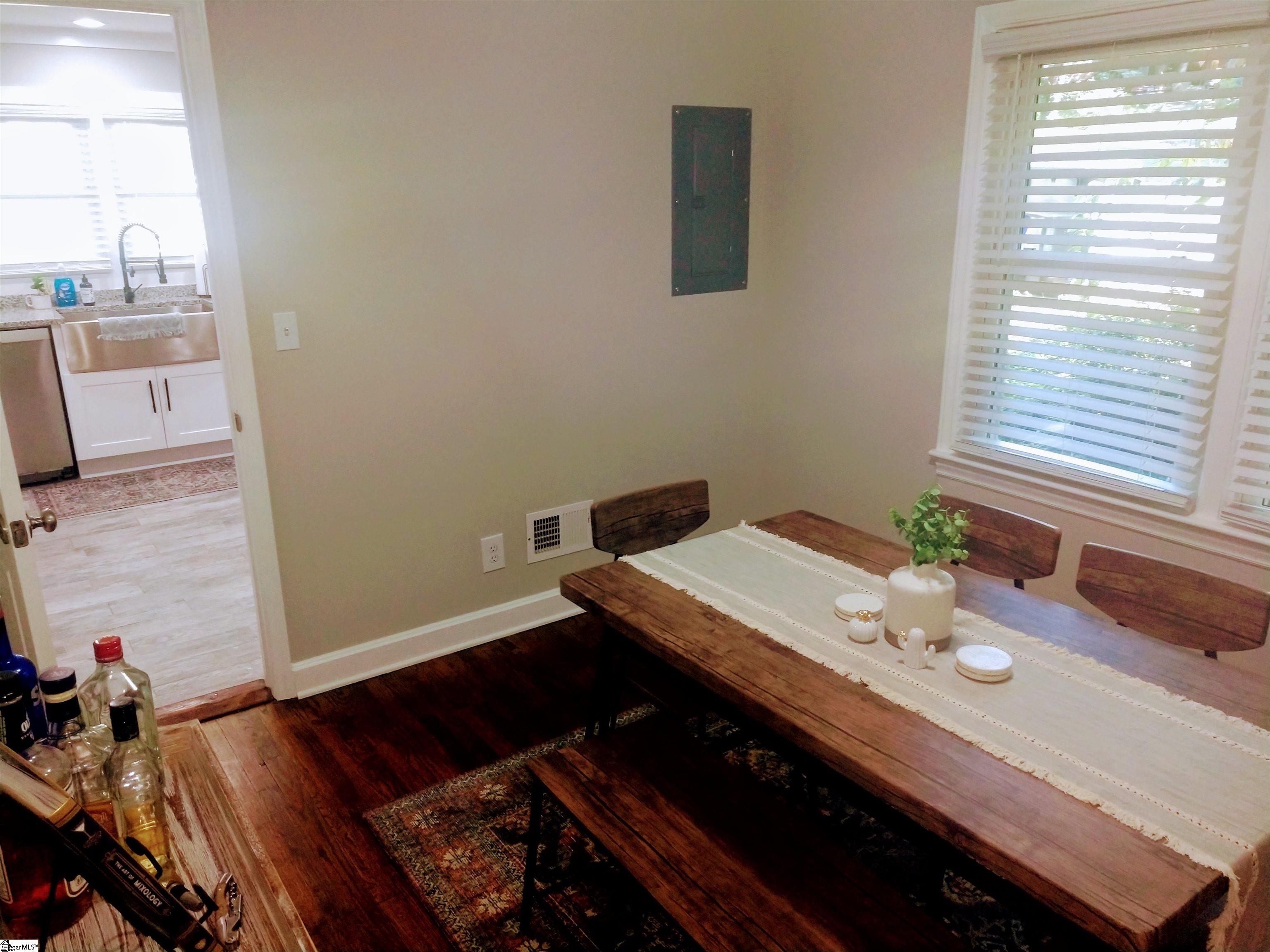 508 Glenn Road Greenville, SC 29607 - Photo 5 of 16 Gallery Image 5