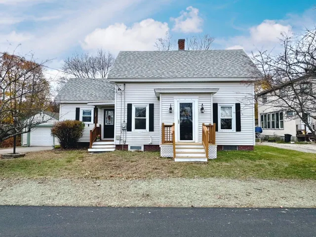 $430,000 | 12 Avon Street, Concord, NH 03301