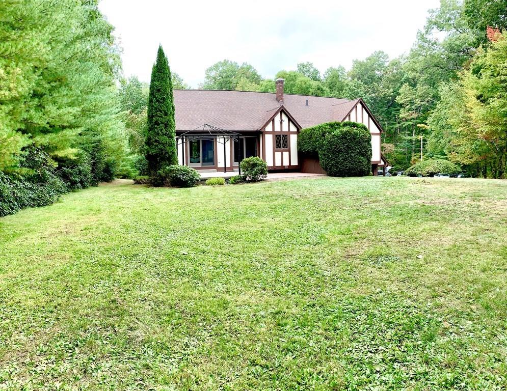 258 Bear Hole Road West Springfield, MA 01089 - Photo 3 of 25 Gallery Image 3