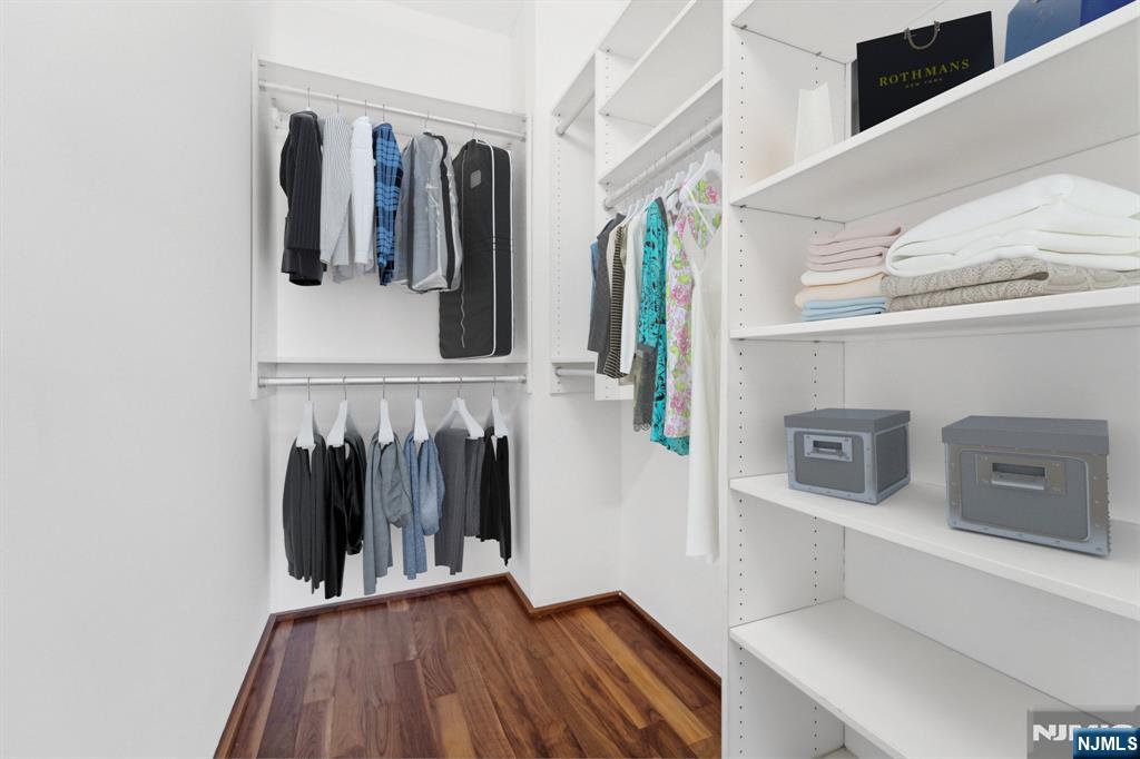 110 City Place Edgewater, NJ 07020 - Photo 24 of 44