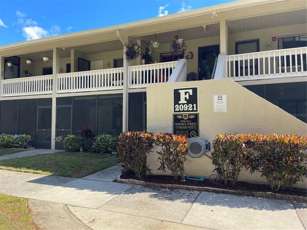 $137,000 | 20921 Haulover Cove Road, Unit 11, Lutz, FL 33558