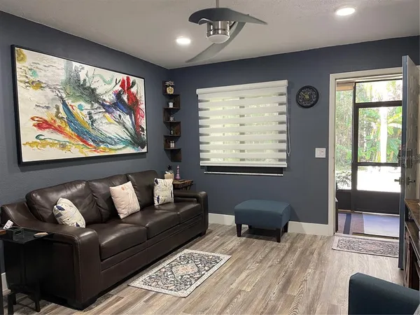 $137,000 | 20921 Haulover Cove Road, Unit 11, Lutz, FL 33558