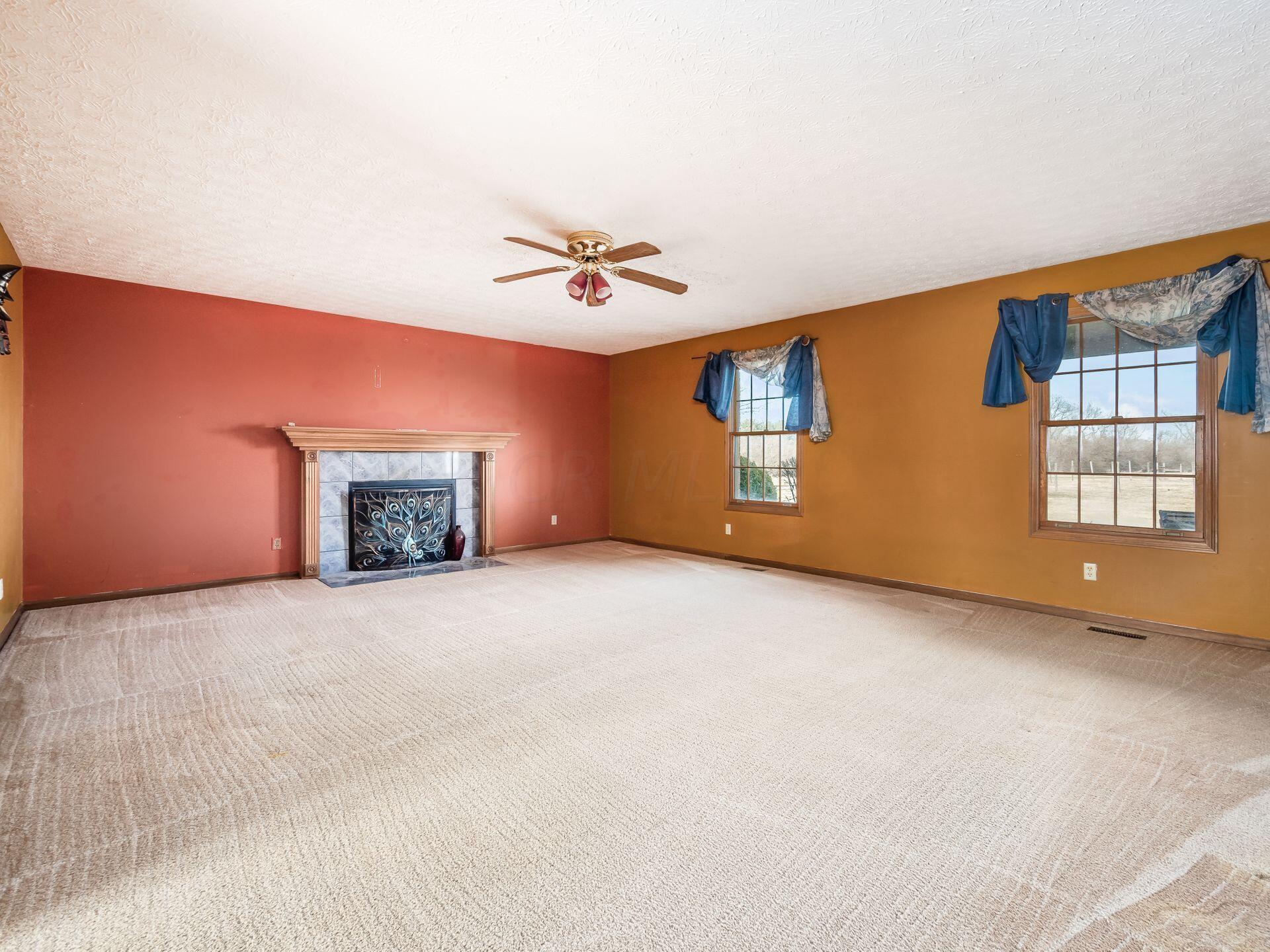 15875 London Road Orient, OH 43146 - Photo 5 of 42 005_fcb92c_A 15875 London 034