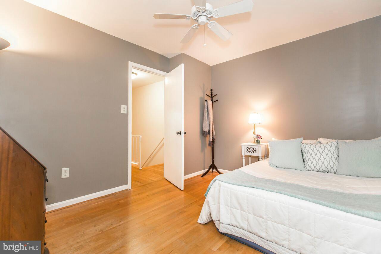 11307 Myrtle Lane Reston, VA 20191 - Photo 22 of 30 Bedroom
