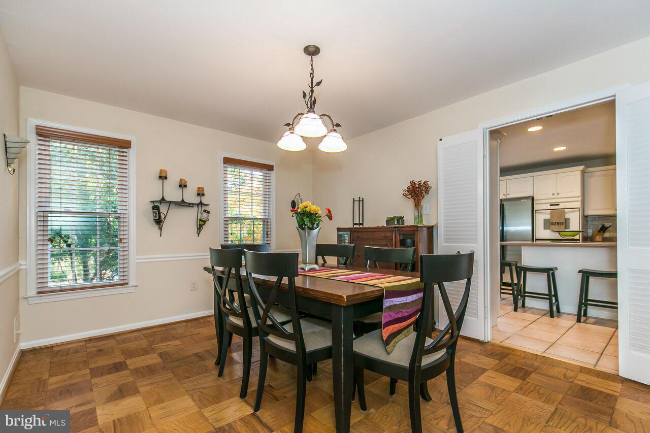 11307 Myrtle Lane Reston, VA 20191 - Photo 7 of 30 Dining Room