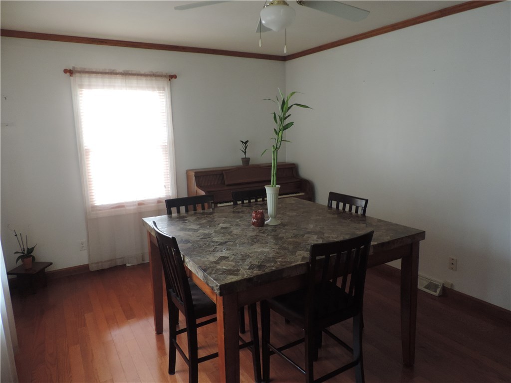 584 Walnut Hill Road Woonsocket, RI 02895 - Photo 5 of 17