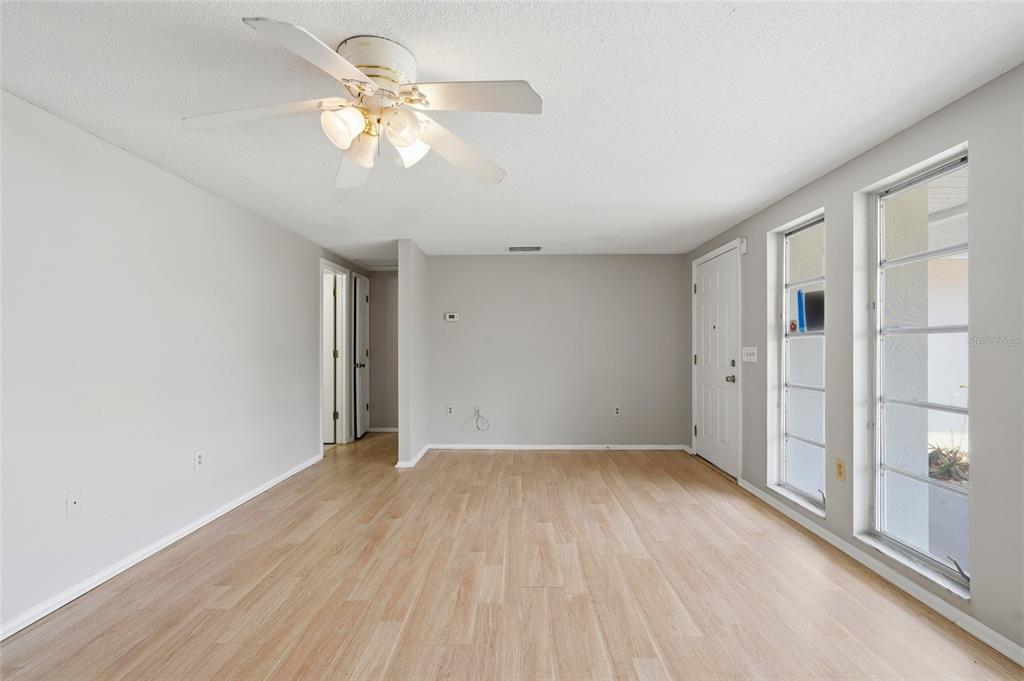 875 Ponderosa Road Venice, FL 34293 - Photo 9 of 51