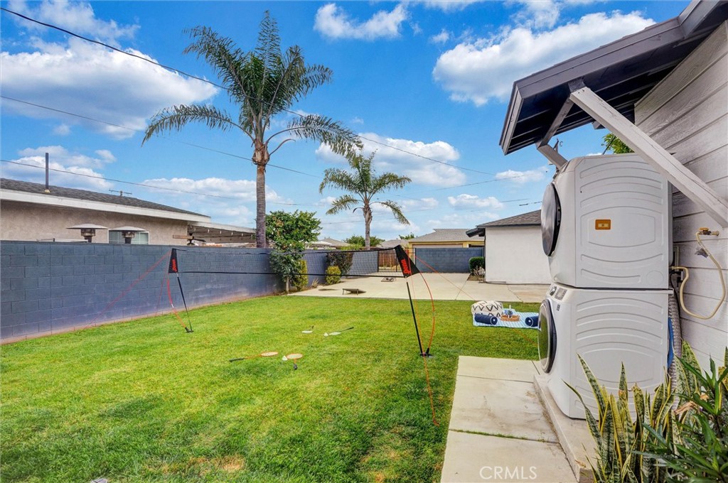 929 North Sunset Avenue Azusa, CA 91702 - Photo 21 of 30