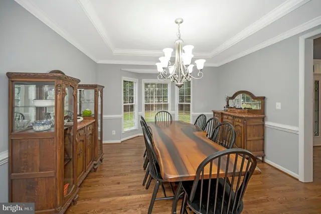 a view of a hallway with window
