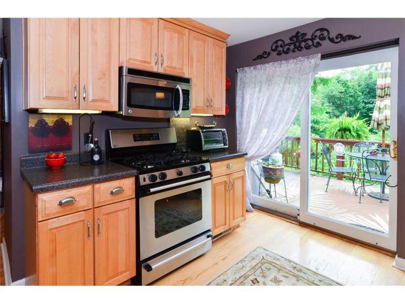 3821 Shepard Road Gibsonia, PA 15044 - Photo 9 of 22 Kitchen. Kitchen to Deck
