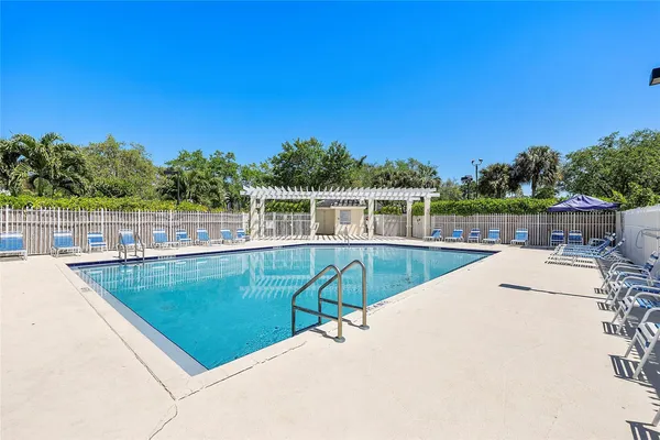 $2,600 | 9914 Northwest 56th Place, Coral Springs, FL 33076