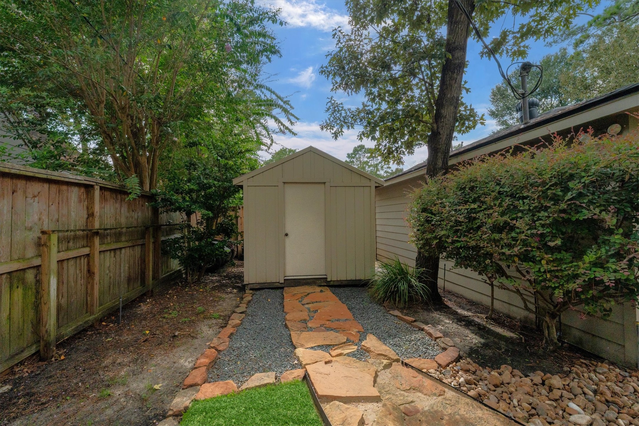 9515 Oxted Lane Spring, TX 77379 - Photo 29 of 33 Gallery Image 29