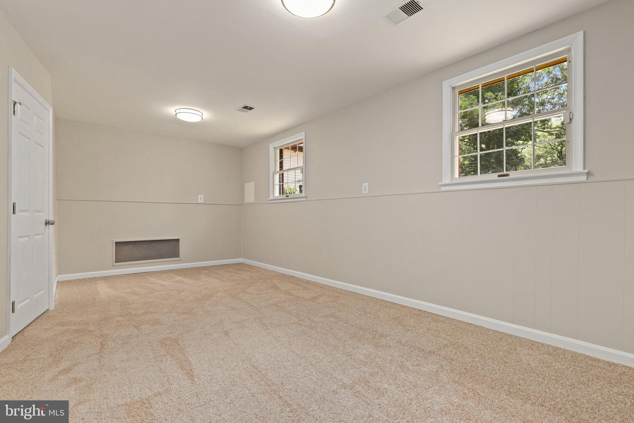 15309 Peach Orchard Road Silver Spring, MD 20905 - Photo 26 of 43
