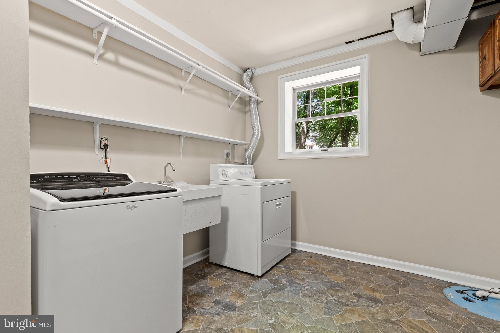 15309 Peach Orchard Road Silver Spring, MD 20905 - Photo 30 of 43