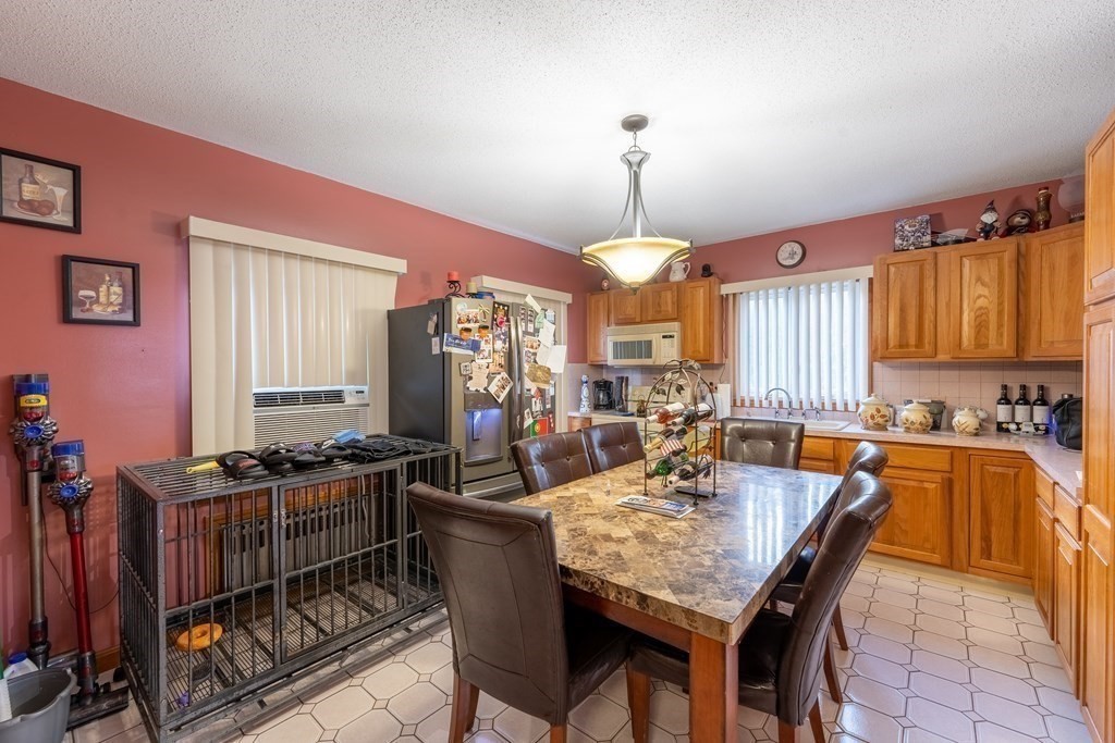 75 Reney Street Fall River, MA 02723 - Photo 6 of 19 Gallery Image 6
