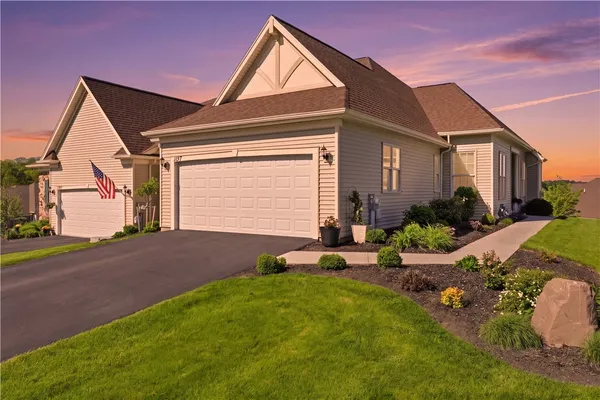 $649,900 | 1077 Chapelhill Drive, Victor, NY 14564