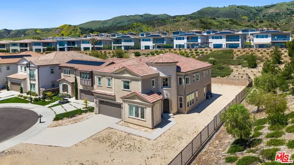 $2,450,000 | 20517 Deer Grass Court, Porter Ranch, CA 91326