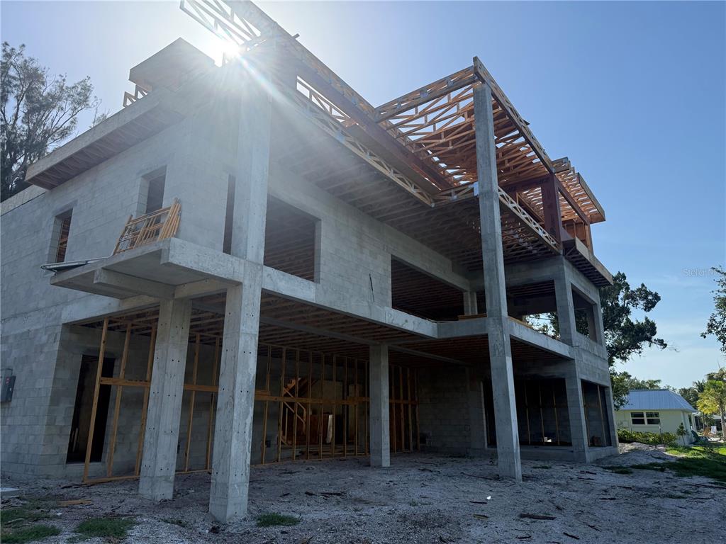 5179 Hidden Harbor Road Sarasota, FL 34242 - Photo 9 of 17