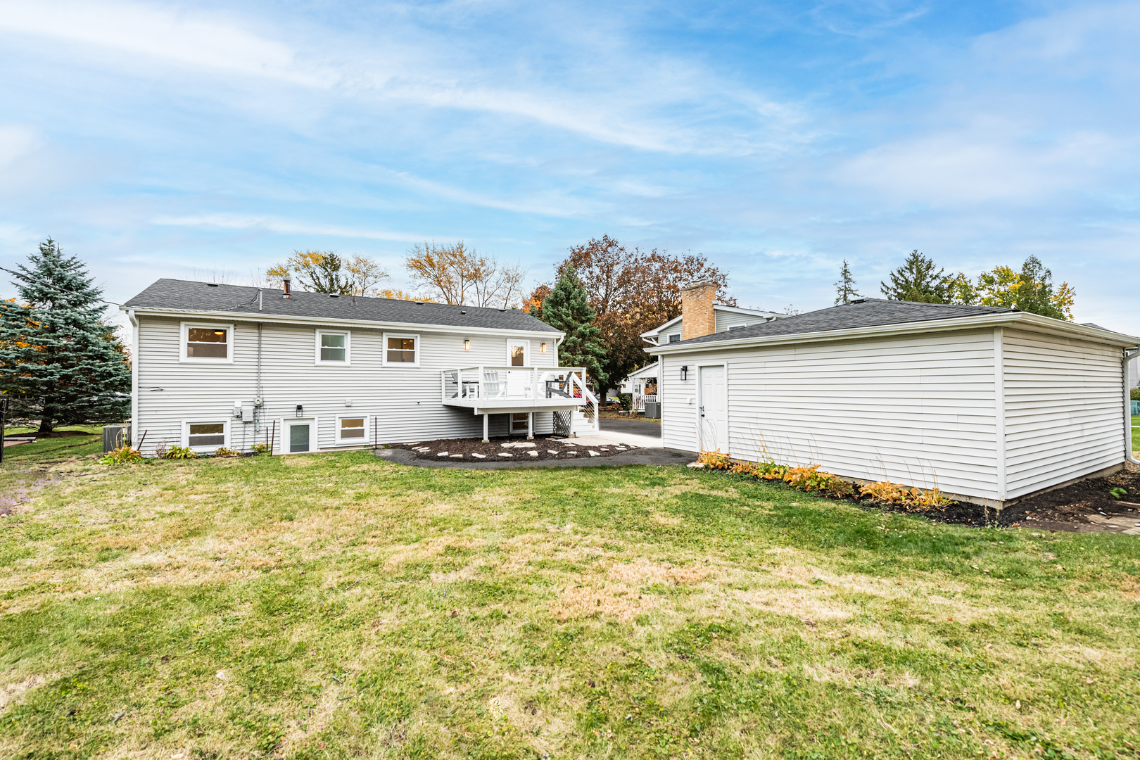 191 North Pleasant Road Lake Zurich, IL 60047 - Photo 43 of 50 Gallery Image 43