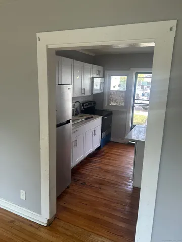 $2,100 | 942 William Street, Unit A, Bridgeport, CT 06608