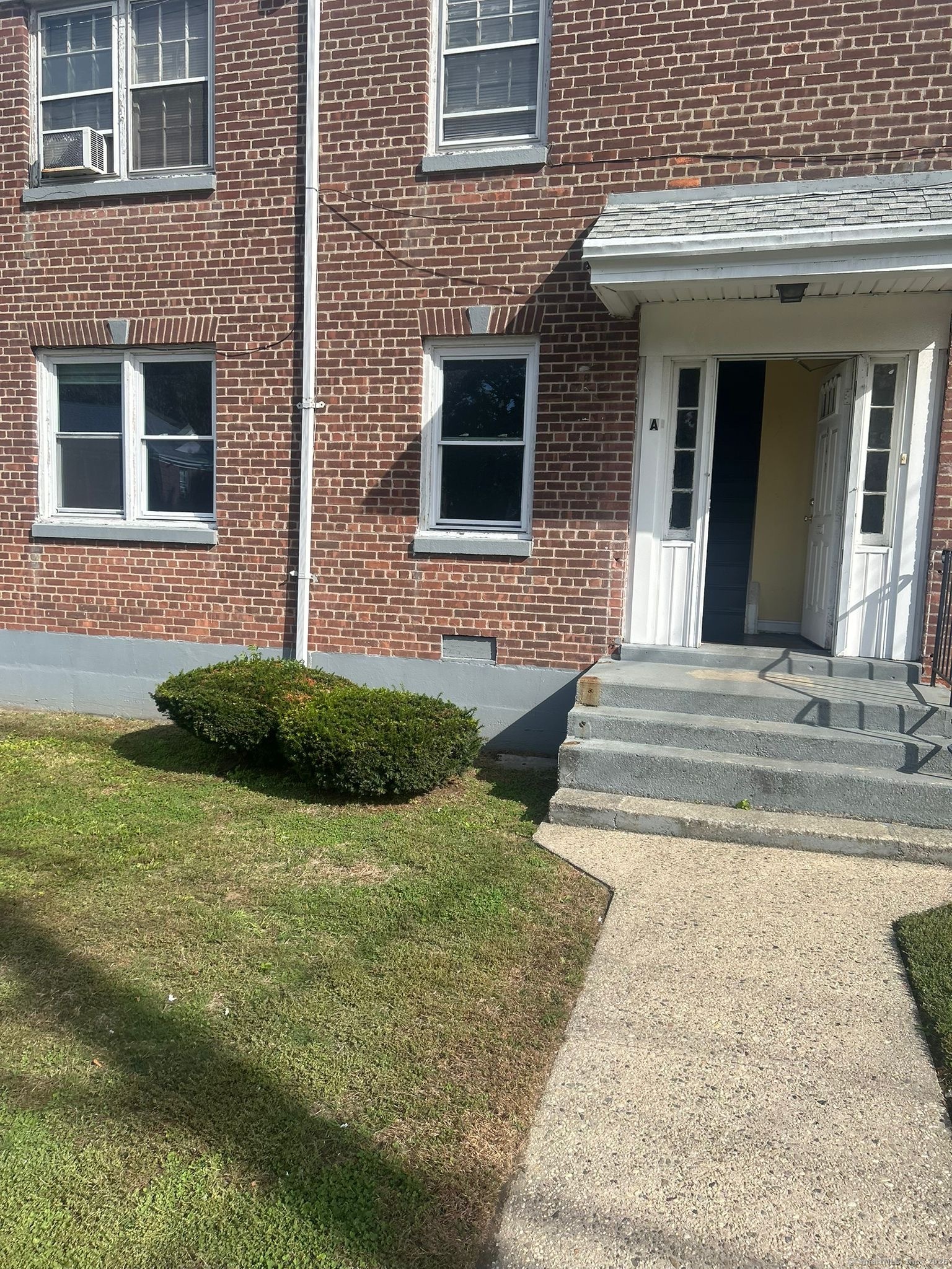 942 William Street, Unit A Bridgeport, CT 06608 - Photo 10 of 10