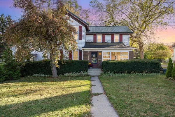 $97,400 | 224 East Newark Street, Ithaca, MI 48847