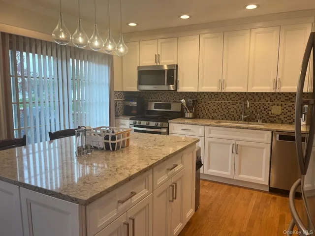 $725,000 | 206 Howard Avenue, Orangeburg, NY 10962