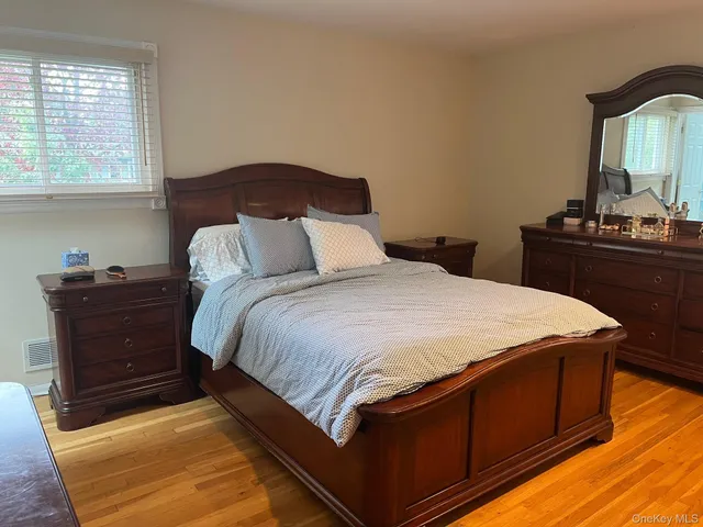 $725,000 | 206 Howard Avenue, Orangeburg, NY 10962