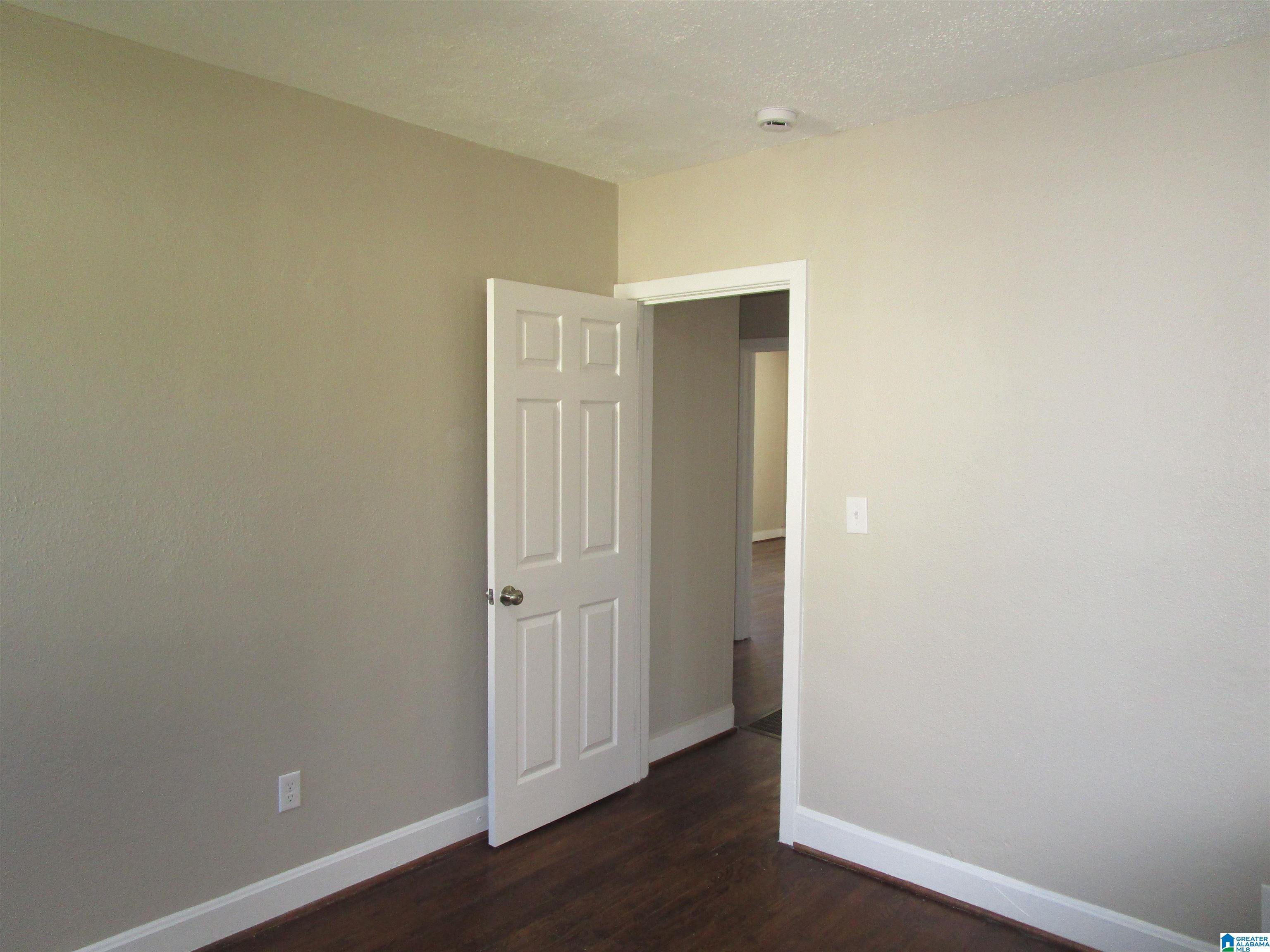 208 22nd Street Southwest Birmingham, AL 35211 - Photo 20 of 22