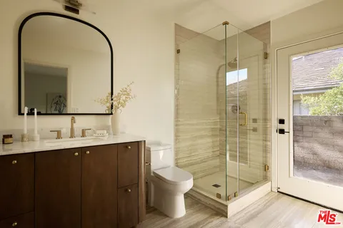 $3,899,000 | 17539 West Magnolia Boulevard, Encino, CA 91316