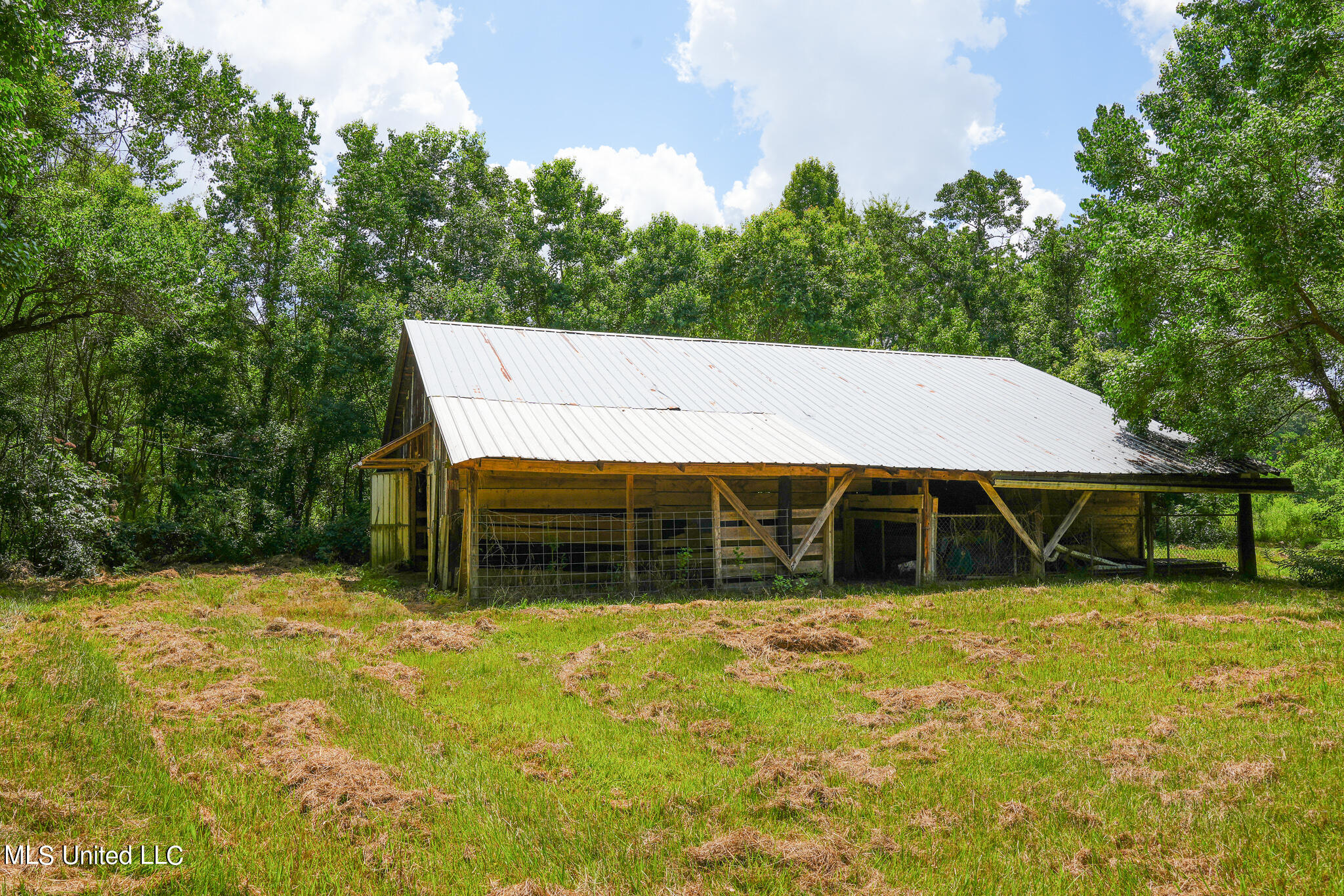 217 Stokes Robertson Road Jackson, MS 39212 - Photo 58 of 84 DSC00631