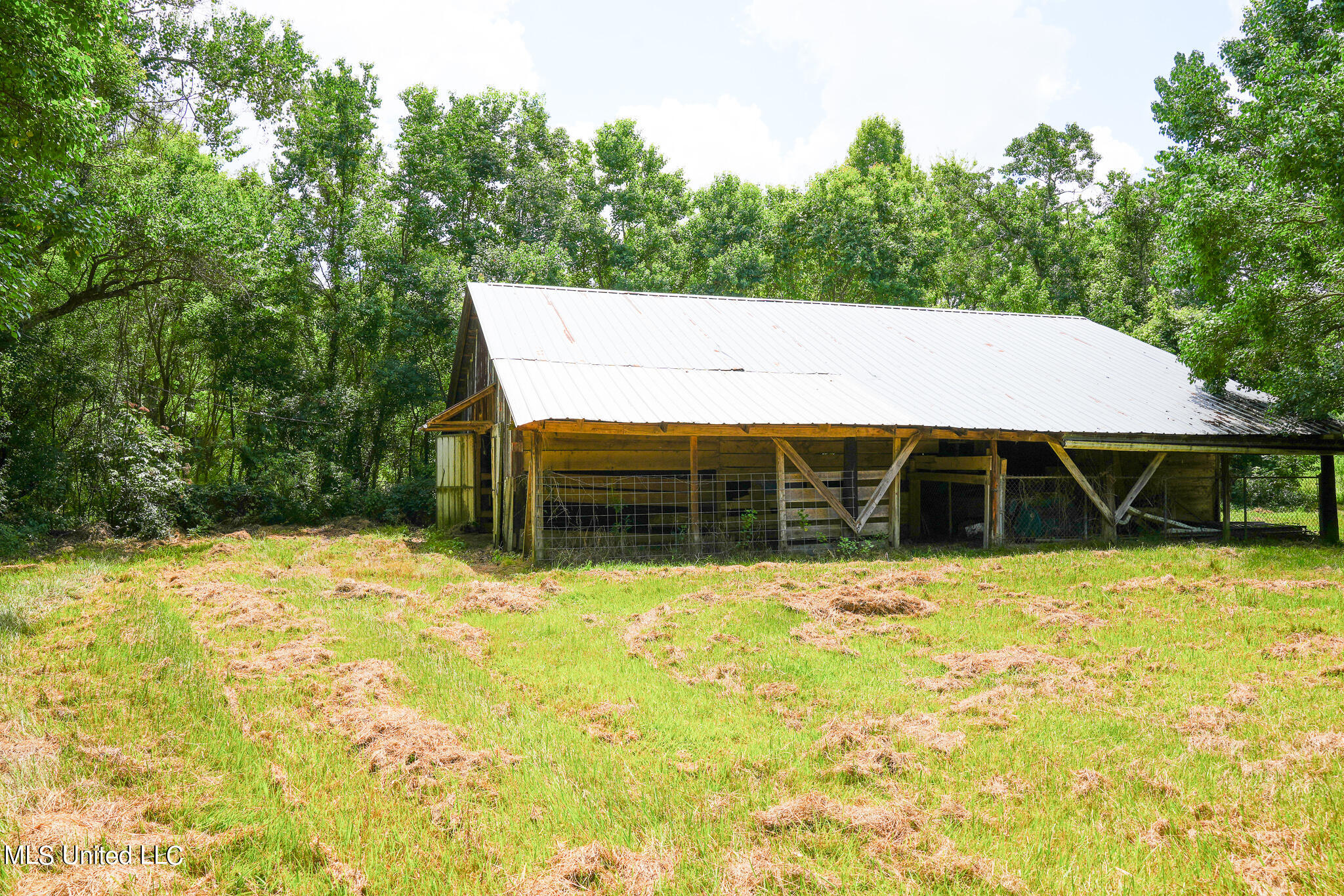 217 Stokes Robertson Road Jackson, MS 39212 - Photo 59 of 84 DSC00632