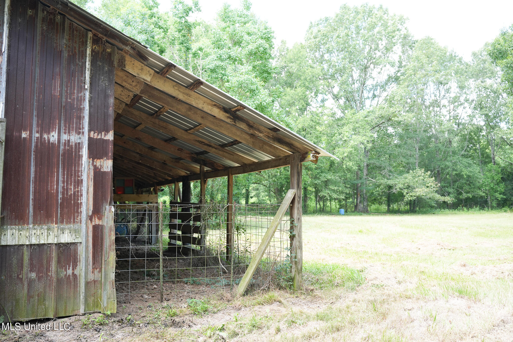 217 Stokes Robertson Road Jackson, MS 39212 - Photo 65 of 84 DSC00638