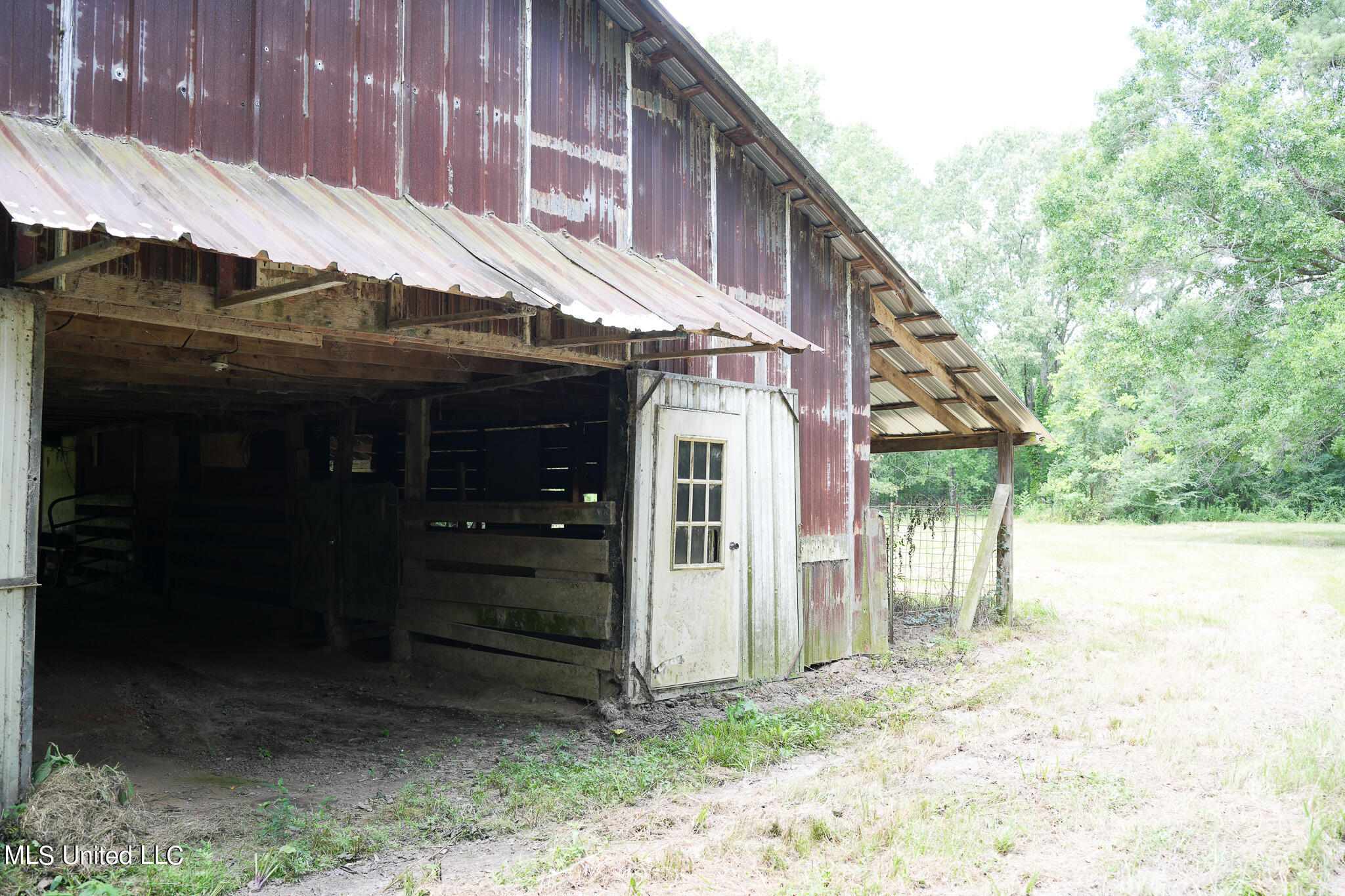 217 Stokes Robertson Road Jackson, MS 39212 - Photo 66 of 84 DSC00639
