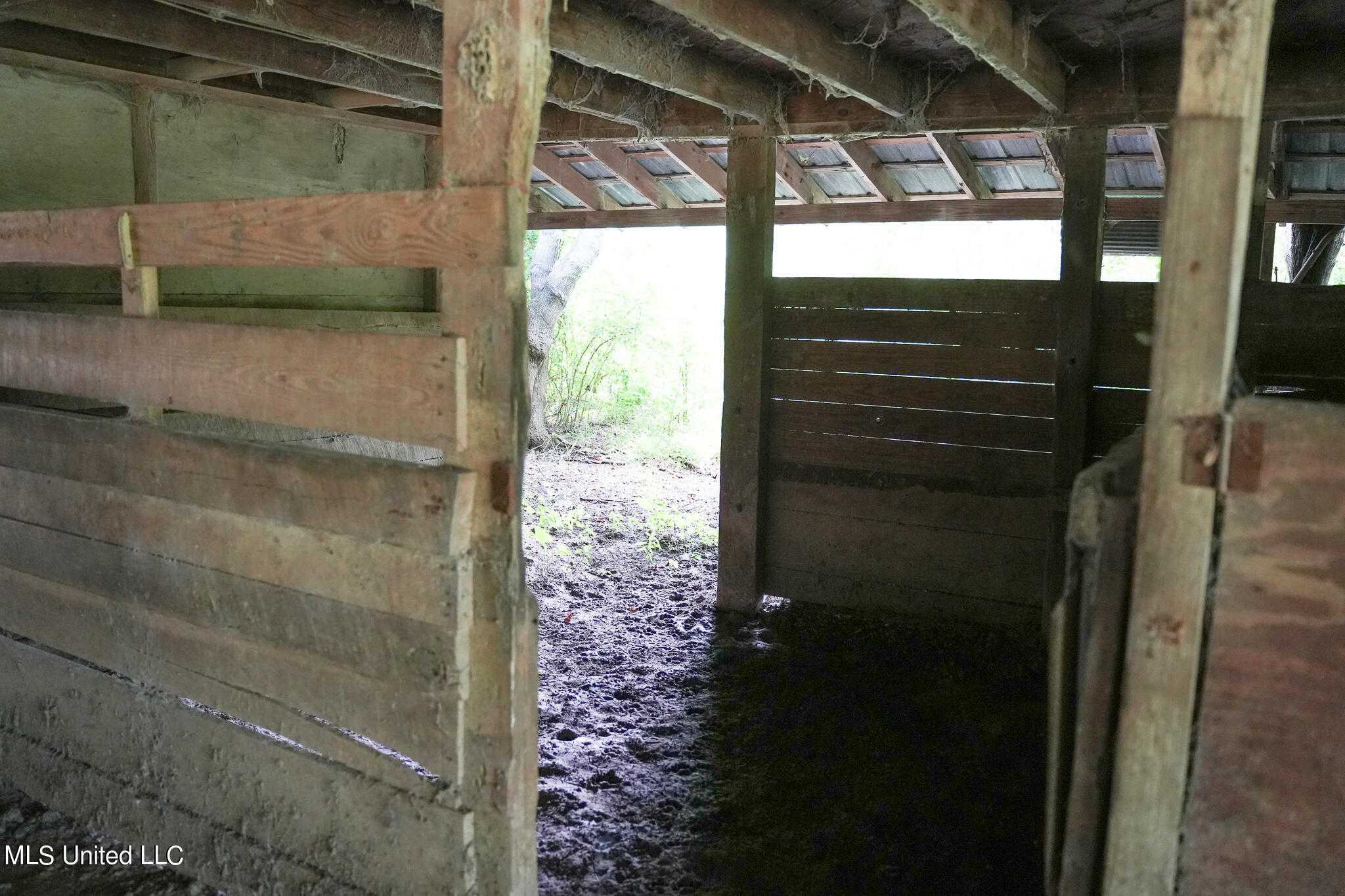 217 Stokes Robertson Road Jackson, MS 39212 - Photo 71 of 84 DSC00647
