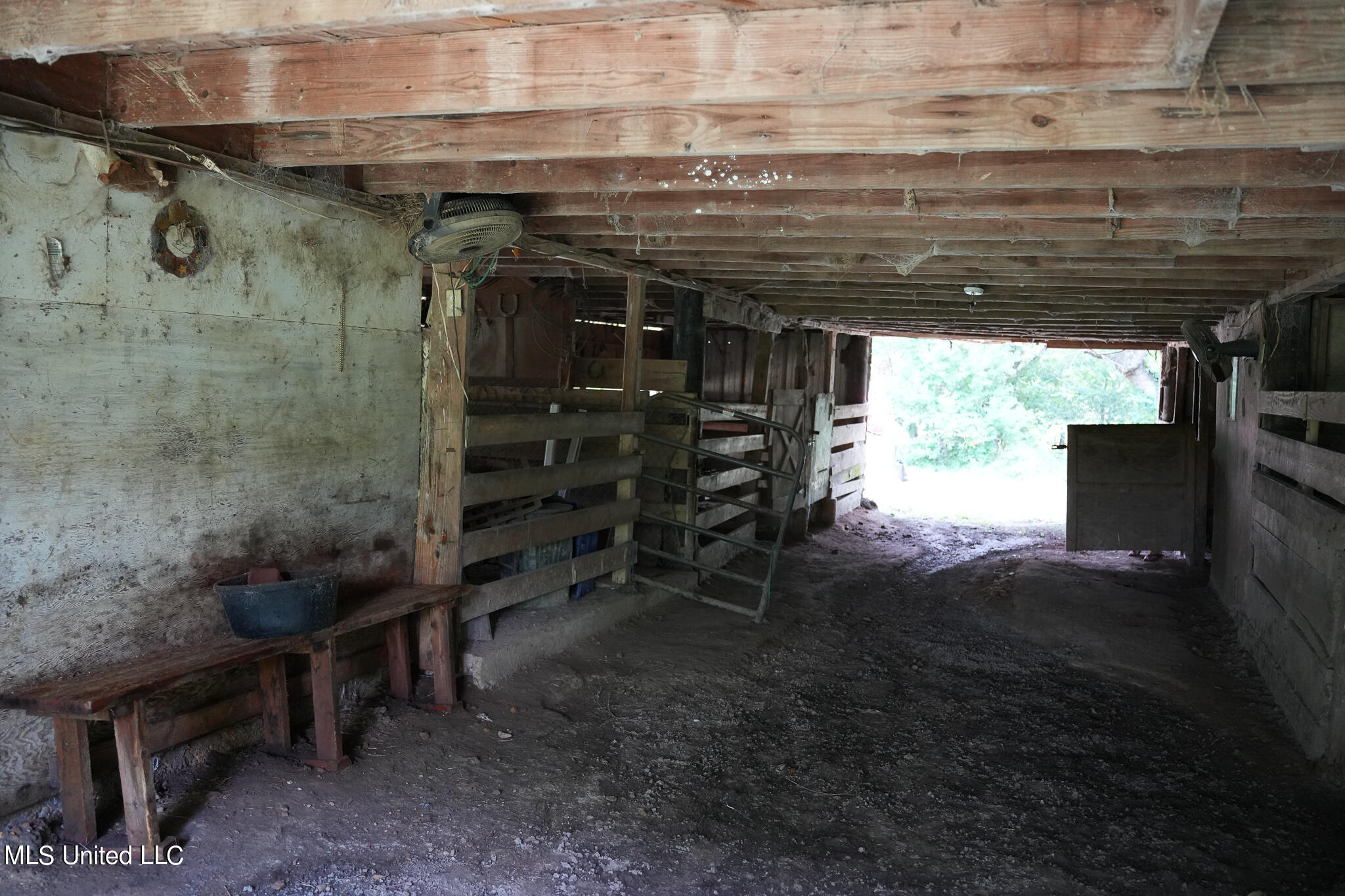217 Stokes Robertson Road Jackson, MS 39212 - Photo 75 of 84 DSC00651