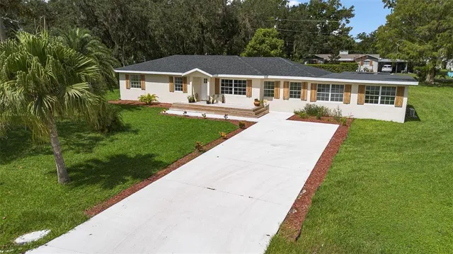 $449,000 | 1518 Lakeside Drive, DeLand, FL 32720
