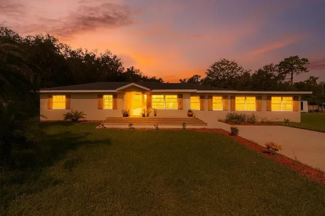 $449,000 | 1518 Lakeside Drive, DeLand, FL 32720