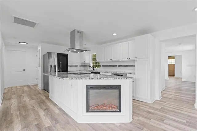 $449,000 | 1518 Lakeside Drive, DeLand, FL 32720