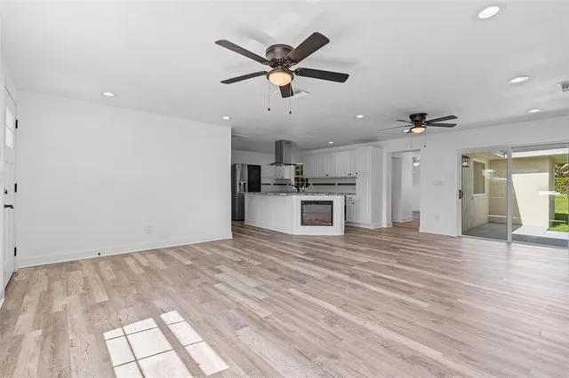 $449,000 | 1518 Lakeside Drive, DeLand, FL 32720